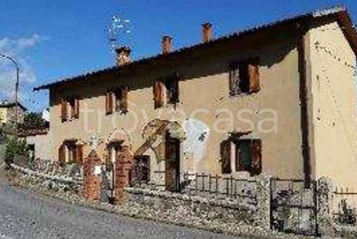 appartamento in vendita a Firenzuola in zona Cornacchiaia
