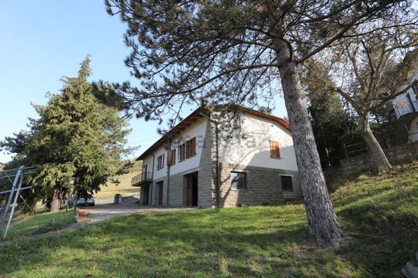 casa indipendente in vendita a Firenzuola in zona Coniale