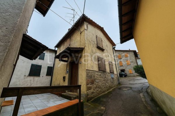 casa indipendente in vendita a Firenzuola