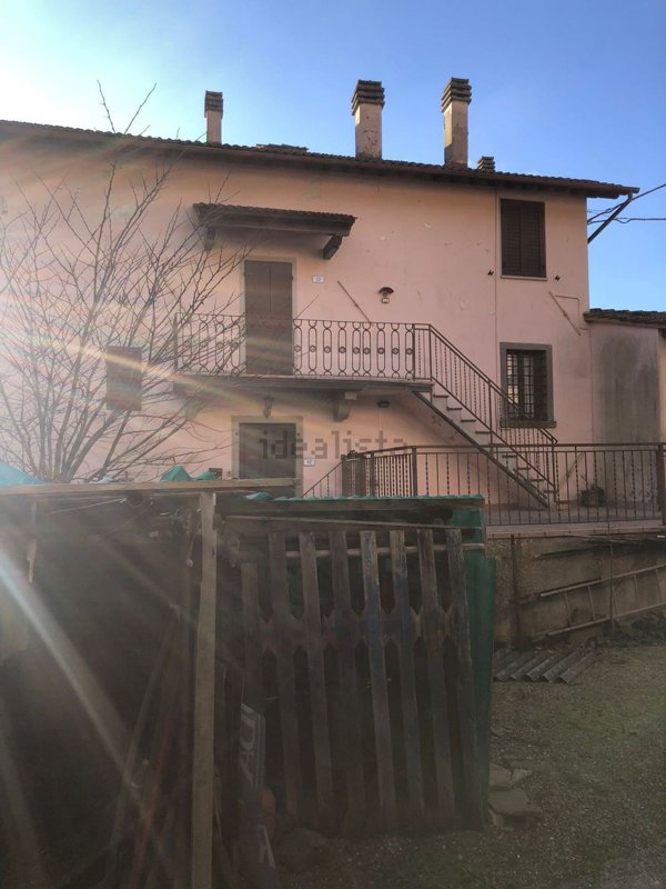 appartamento in vendita a Firenzuola in zona Pietramala