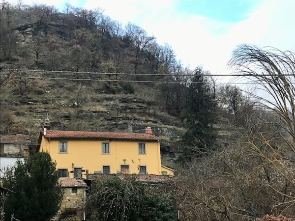 casa indipendente in vendita a Firenzuola