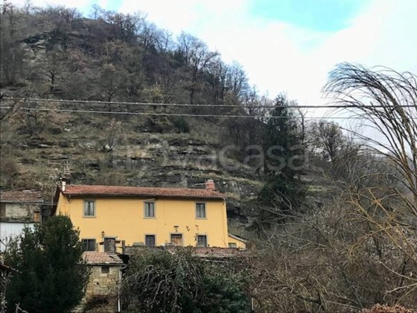 casa indipendente in vendita a Firenzuola in zona Borgo Santerno