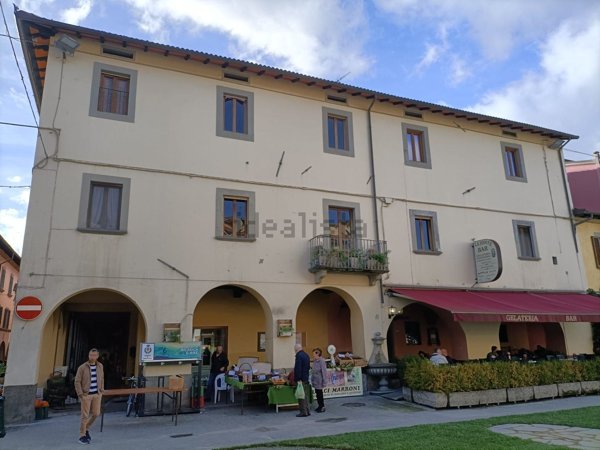 negozio in vendita a Firenzuola