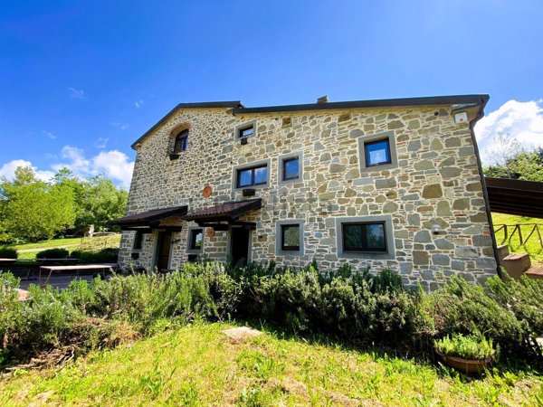 casa indipendente in vendita a Firenzuola