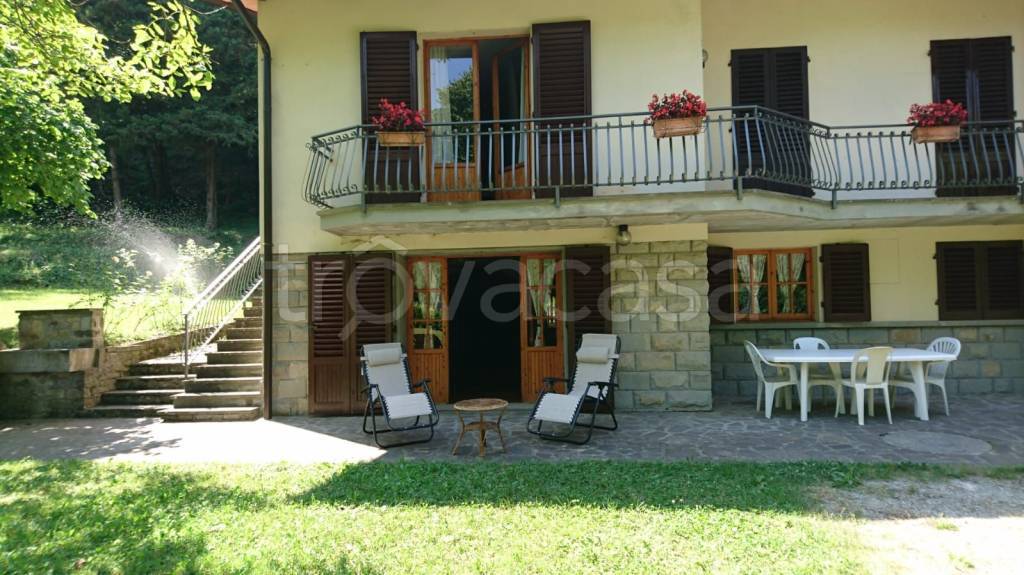 casa indipendente in vendita a Firenzuola in zona Coniale