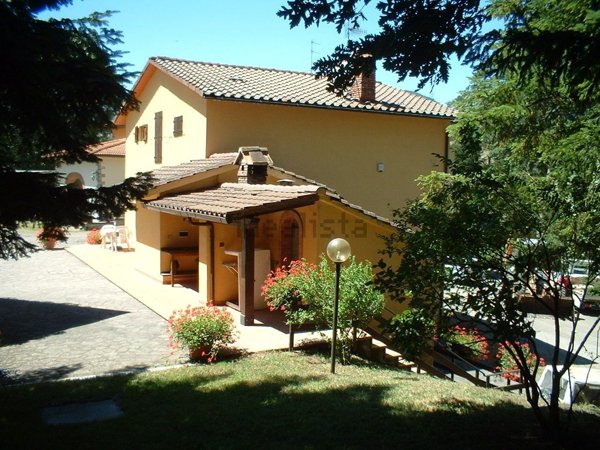 casa indipendente in vendita a Firenzuola