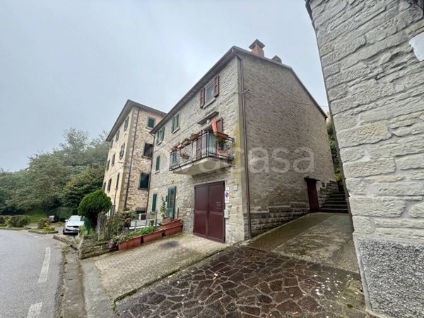 casa indipendente in vendita a Firenzuola in zona Giugnola