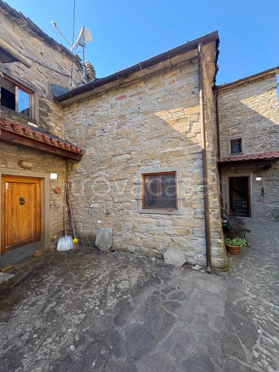 casa indipendente in vendita a Firenzuola in zona Coniale