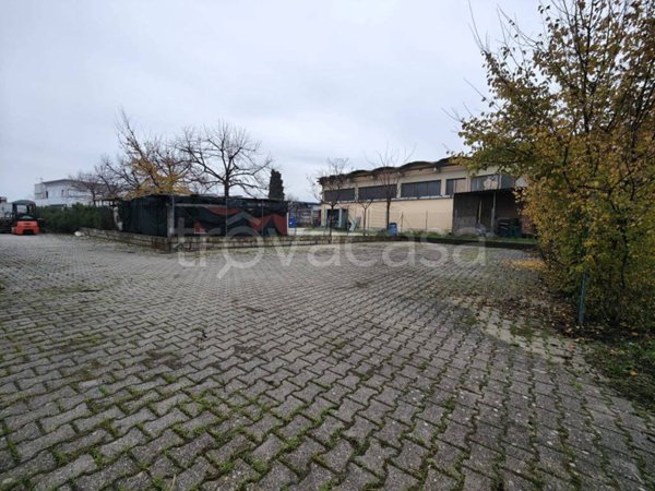 ufficio in vendita a Fucecchio in zona Le Botteghe