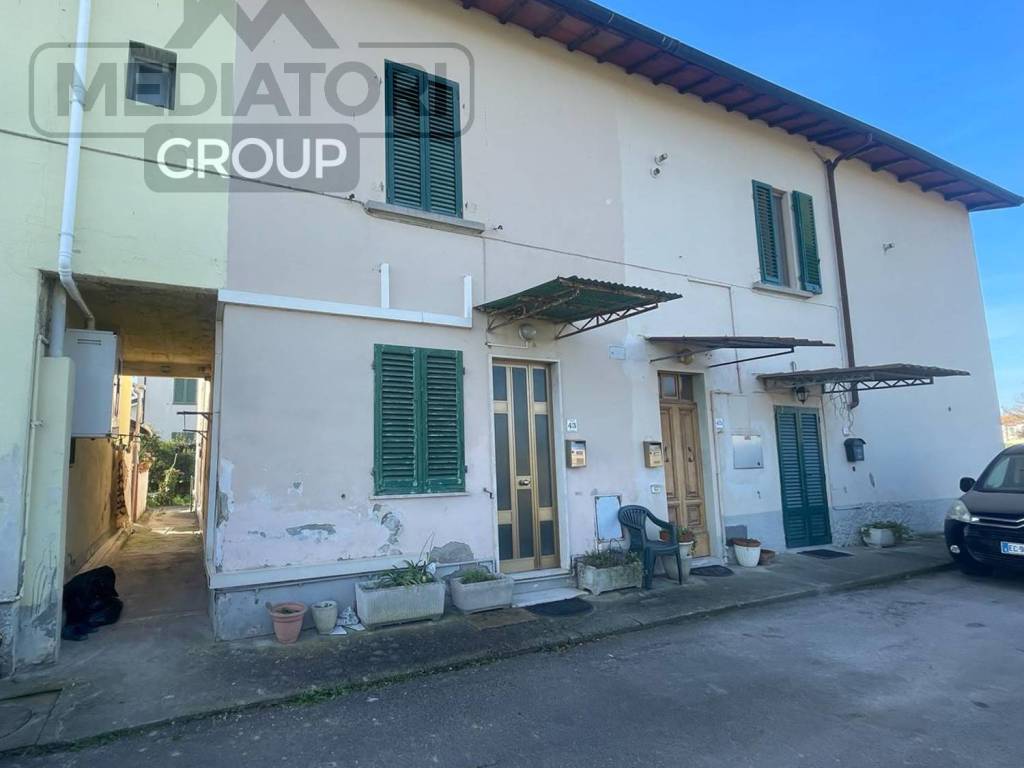 casa indipendente in vendita a Fucecchio in zona San Pierino