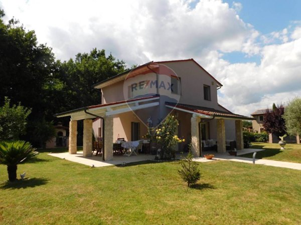 casa indipendente in vendita a Fucecchio