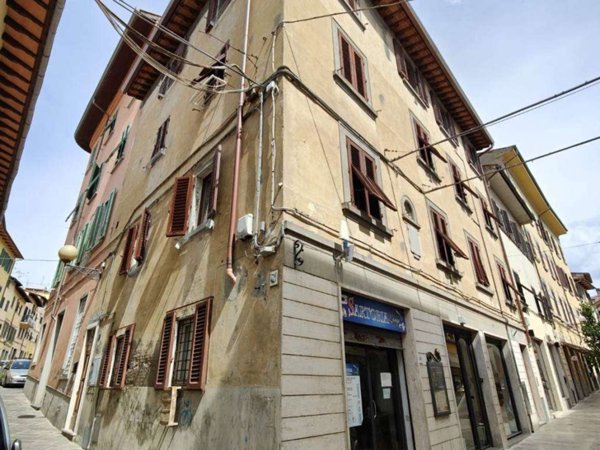 intera palazzina in vendita a Fucecchio