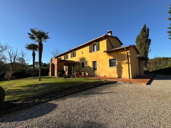casa indipendente in vendita a Fucecchio