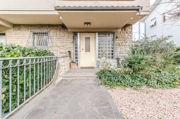 casa indipendente in vendita a Fucecchio