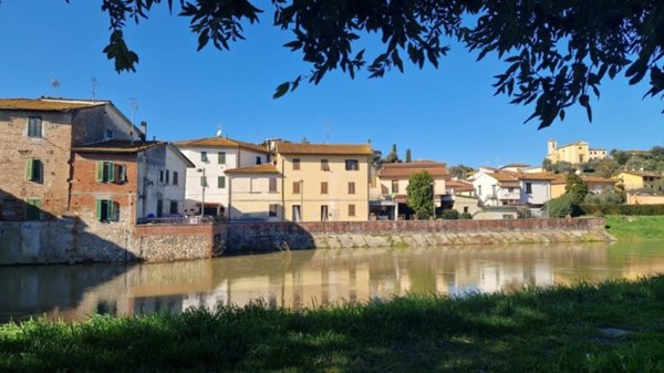 appartamento in vendita a Fucecchio in zona Ponte a Cappiano