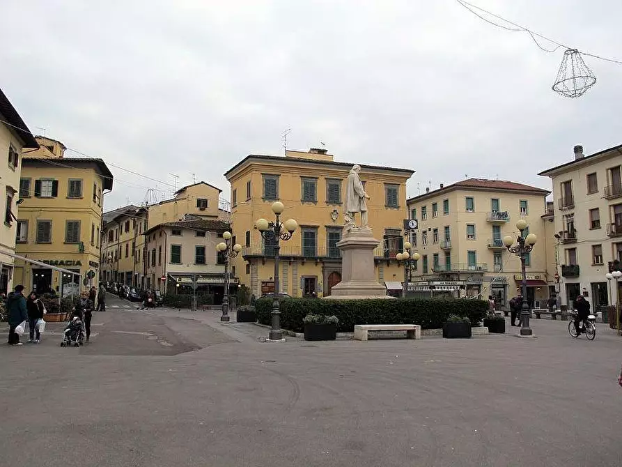 locale commerciale in vendita a Fucecchio