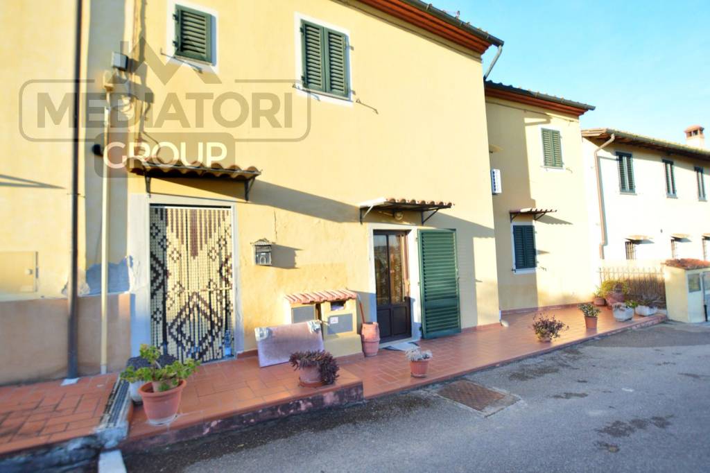 casa indipendente in vendita a Fucecchio in zona Torre