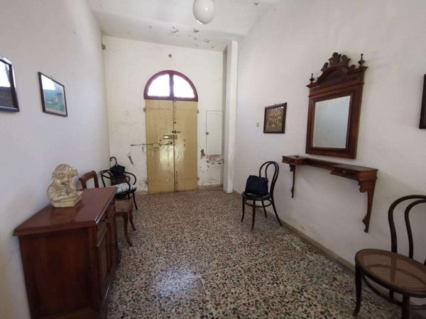 intera palazzina in vendita a Fucecchio