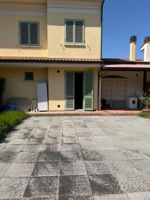 casa indipendente in vendita a Fucecchio