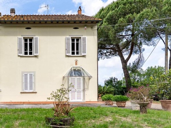 casa indipendente in vendita a Fucecchio in zona Pinete