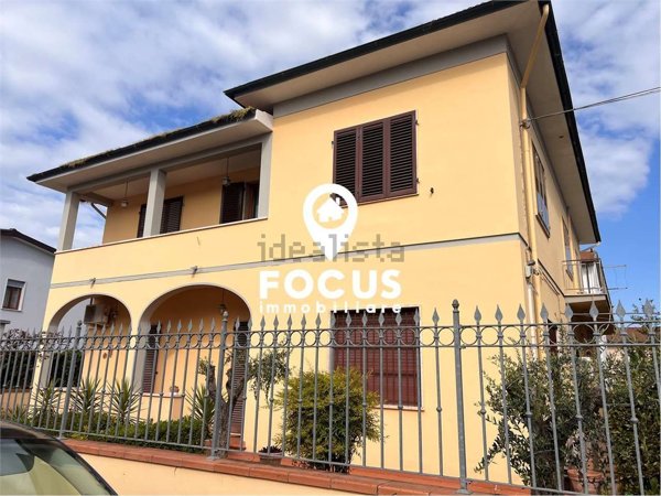 casa indipendente in vendita a Fucecchio