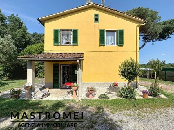 casa indipendente in vendita a Fucecchio in zona Querce