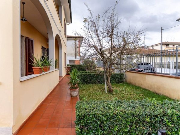 casa indipendente in vendita a Fucecchio