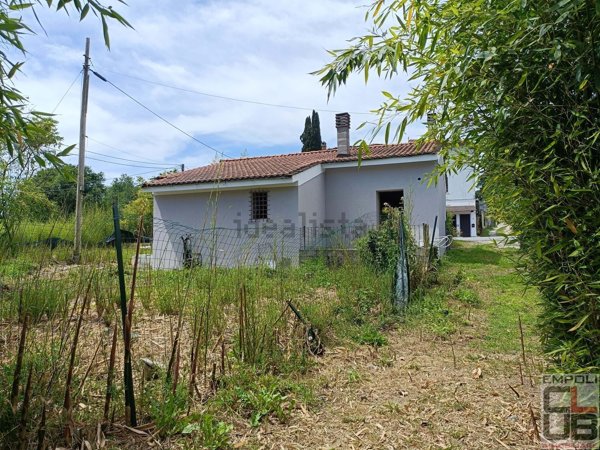 casa semindipendente in vendita a Fucecchio in zona Galleno