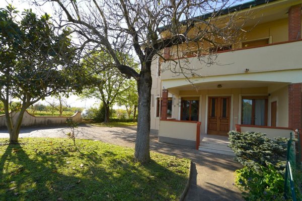 casa indipendente in vendita a Fucecchio