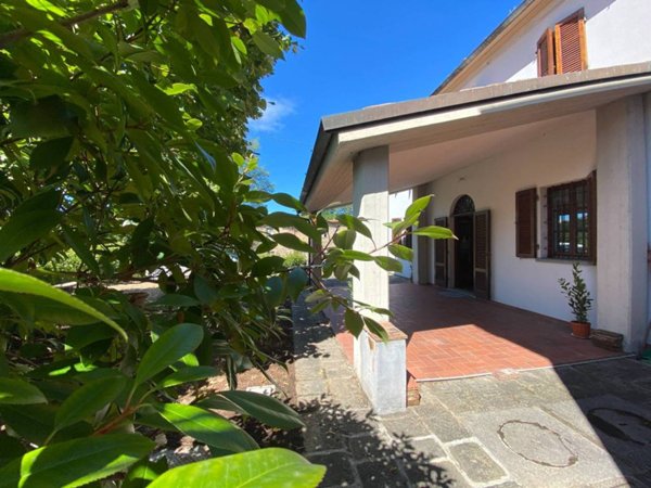 casa indipendente in vendita a Fucecchio in zona Galleno