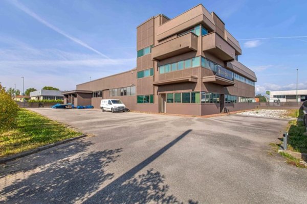 capannone in vendita a Fucecchio