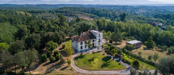 casa indipendente in vendita a Fucecchio