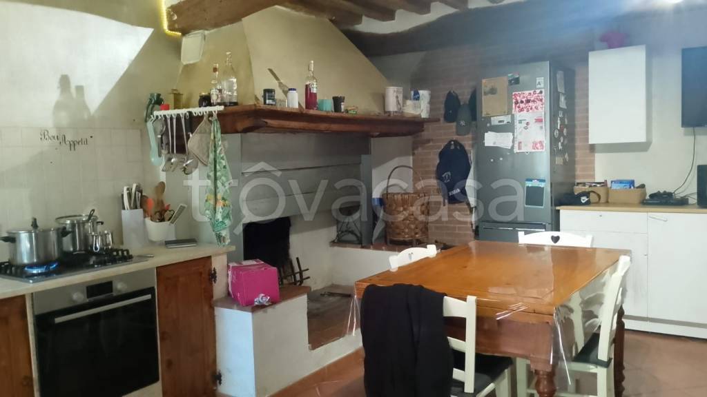 casa indipendente in vendita a Fucecchio in zona Galleno