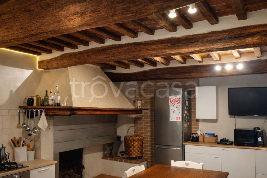 casa indipendente in vendita a Fucecchio in zona Galleno