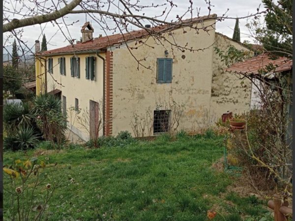 casa indipendente in vendita a Fucecchio in zona Le Botteghe