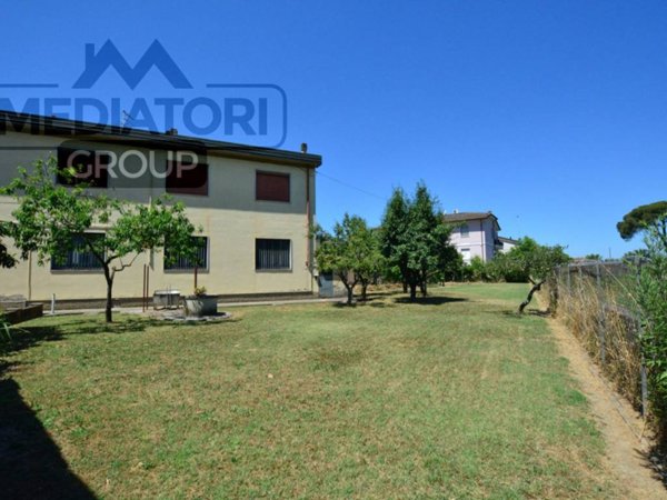 casa indipendente in vendita a Fucecchio