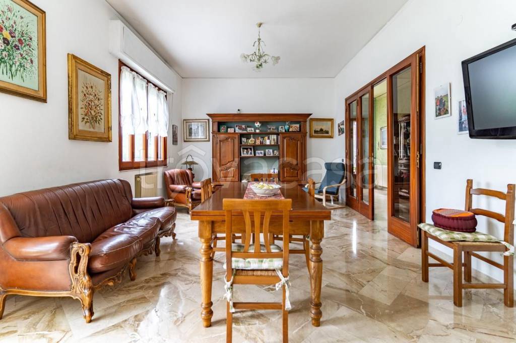 casa indipendente in vendita a Fucecchio