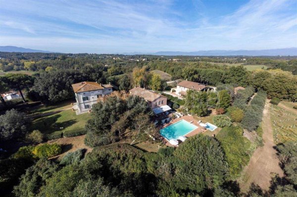 villa in vendita a Fucecchio