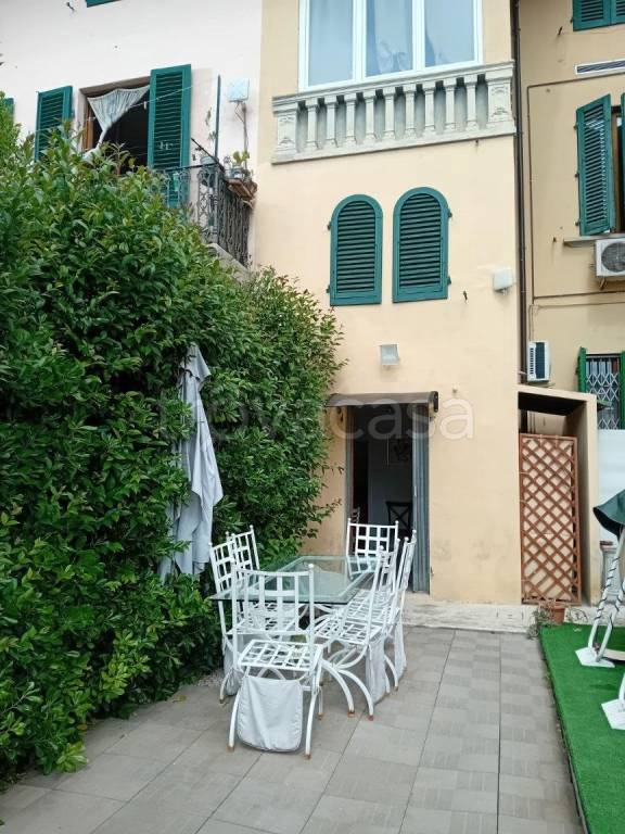 casa indipendente in vendita a Fucecchio