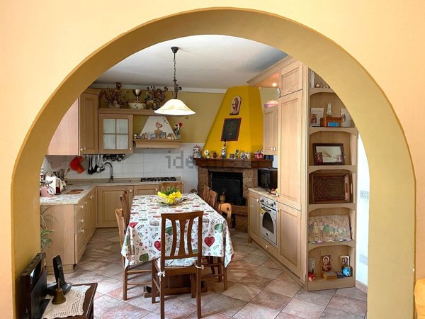 casa indipendente in vendita a Fucecchio in zona Querce