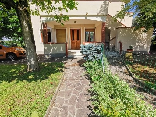 casa semindipendente in vendita a Fucecchio