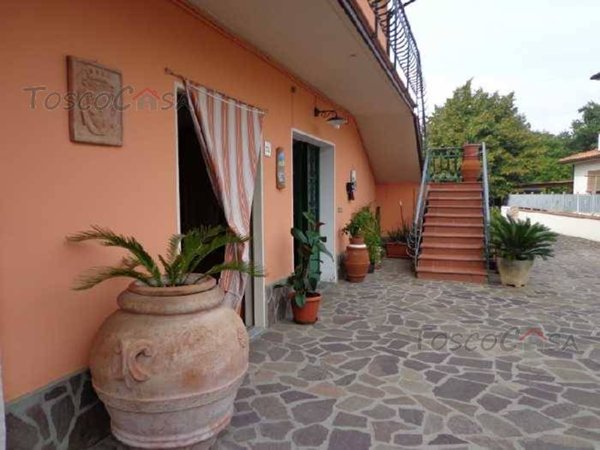 casa indipendente in vendita a Fucecchio