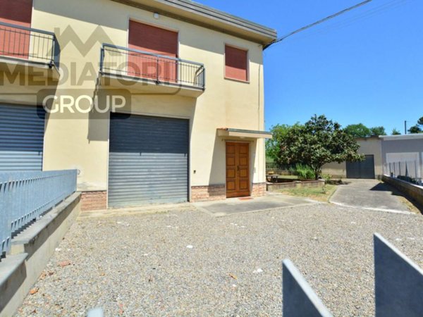 casa indipendente in vendita a Fucecchio