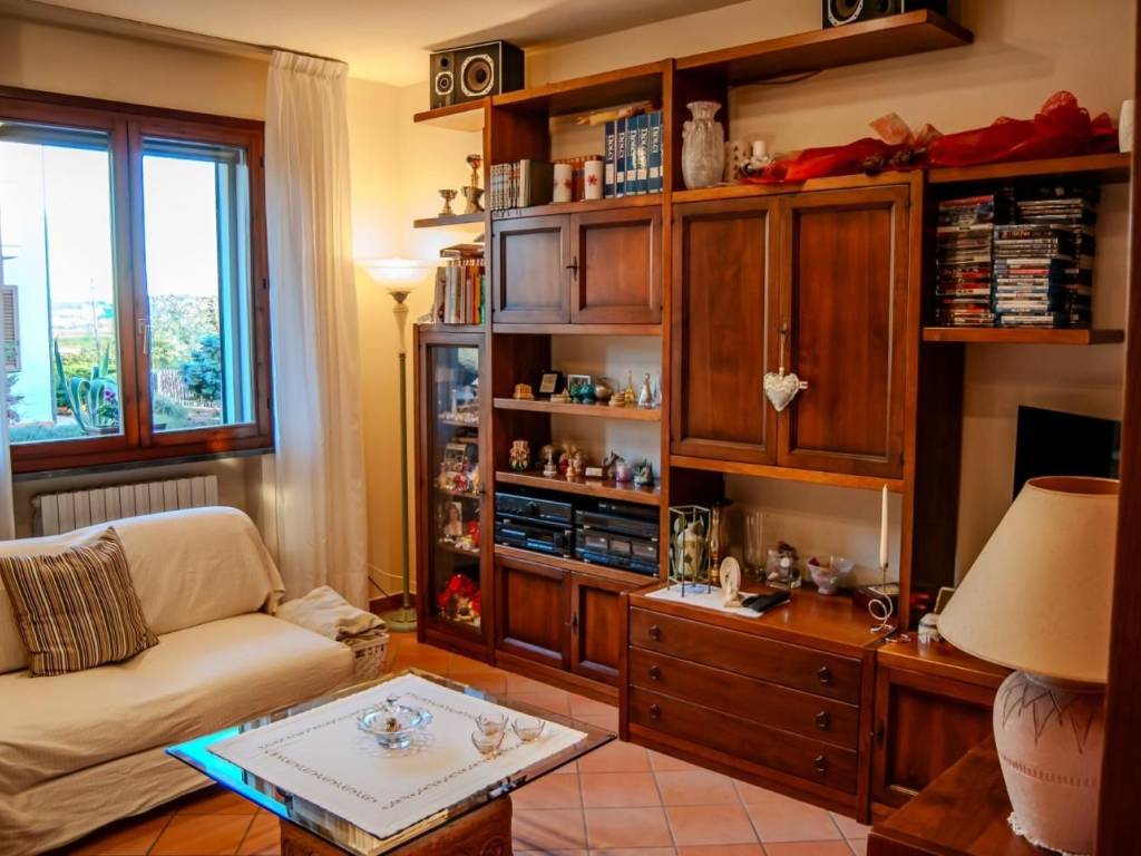 casa indipendente in vendita a Fucecchio in zona Torre