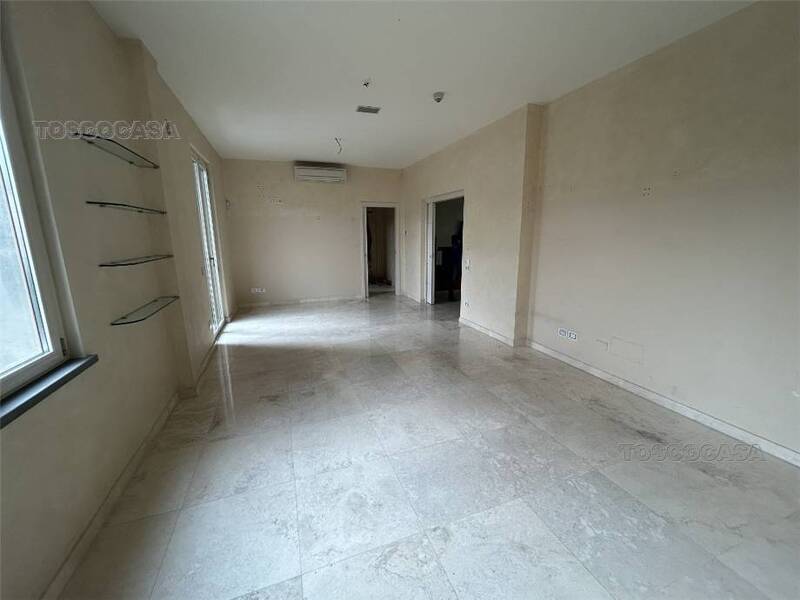 negozio in vendita a Fucecchio