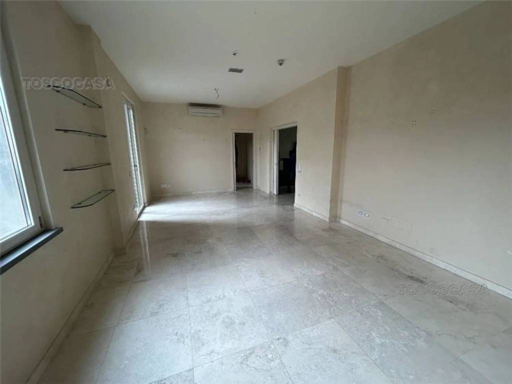 negozio in vendita a Fucecchio