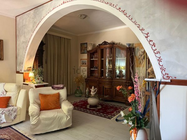 casa indipendente in vendita a Fucecchio in zona Ponte a Cappiano