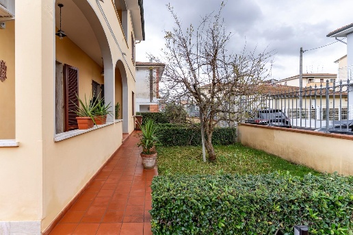 casa indipendente in vendita a Fucecchio