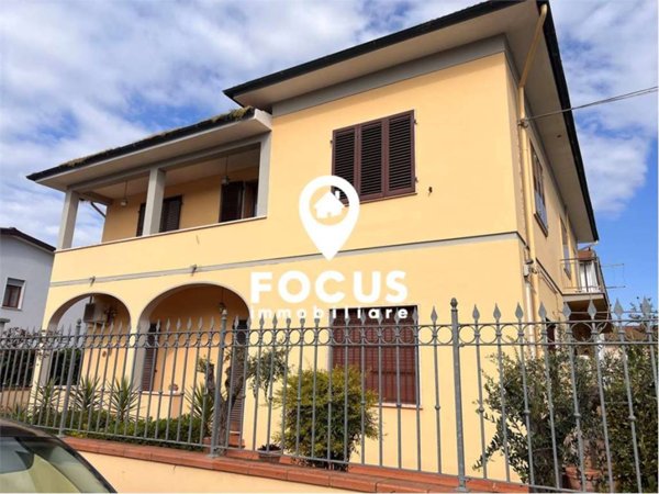 casa indipendente in vendita a Fucecchio