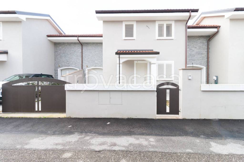 casa indipendente in vendita a Fucecchio